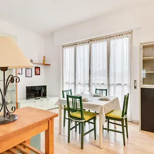 albissola-marina-roomy-apartment.hotelitalianriviera.com/
